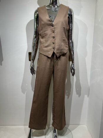 IMG-20250214-WA0060 Set chaleco pantalón Café