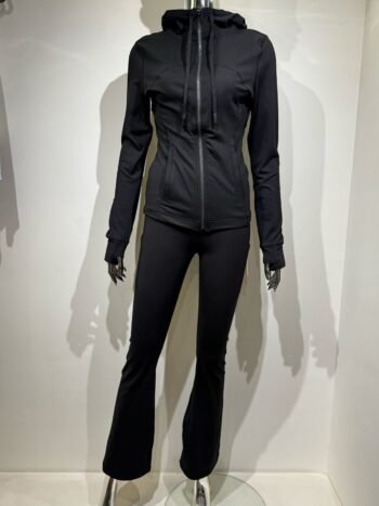 IMG-20250214-WA0102 Sudadera negra deportiva