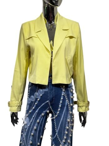 Bleazer corto amarillo