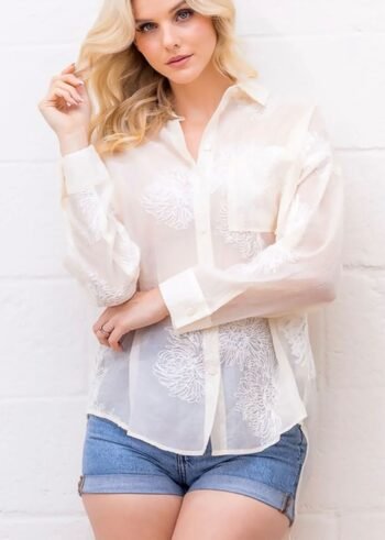 mar_00048_1 Blusa con flores