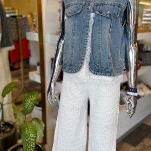 mar_00074 Chaleco mezclilla con encaje