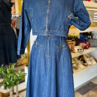 mar_00093_12 Set de mezclilla chamarra y falda