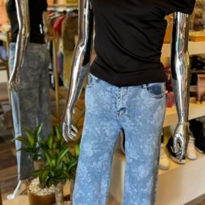 mar_00102_1 Jeans mezclilla flores