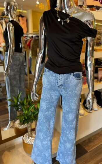 mar_00102_1 Jeans mezclilla flores